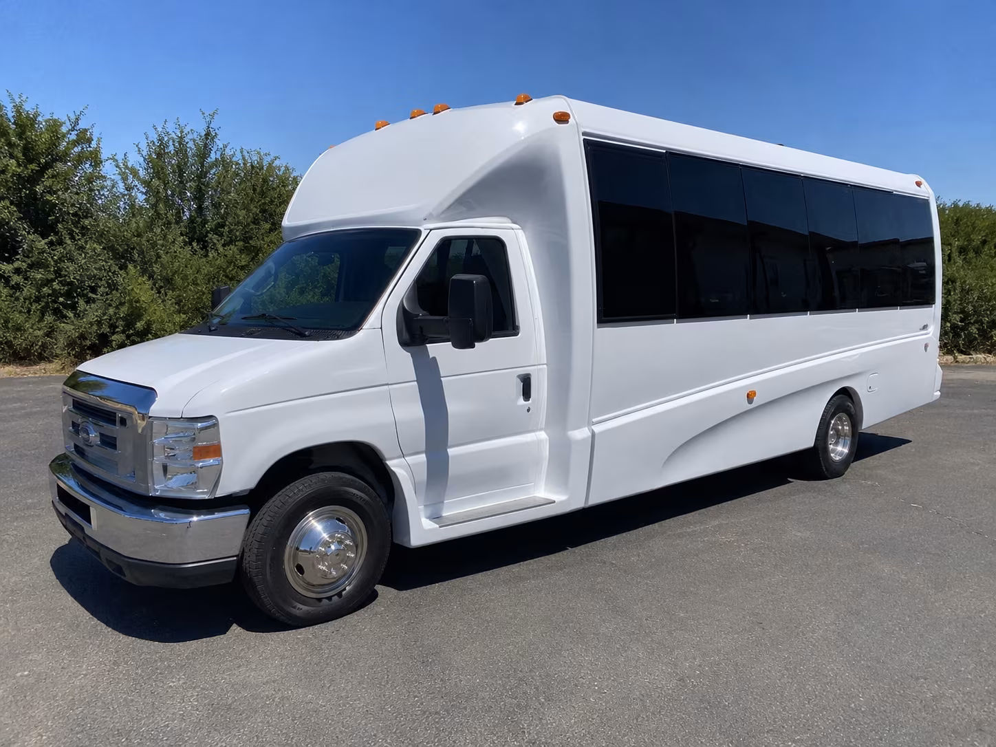Redmond Winery Tour & Pub Crawl Transportation