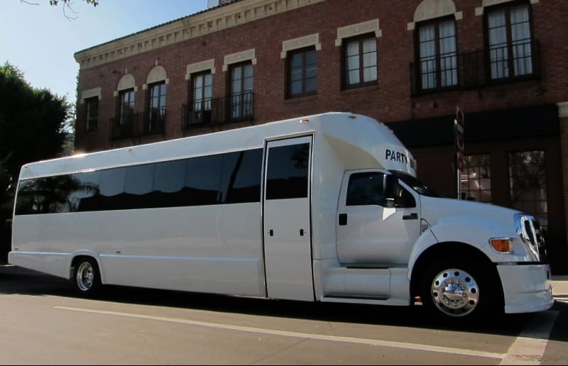 Bellevue 30 Passenger Party Bus White
