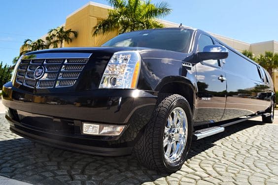 Bellevue Escalade Limos