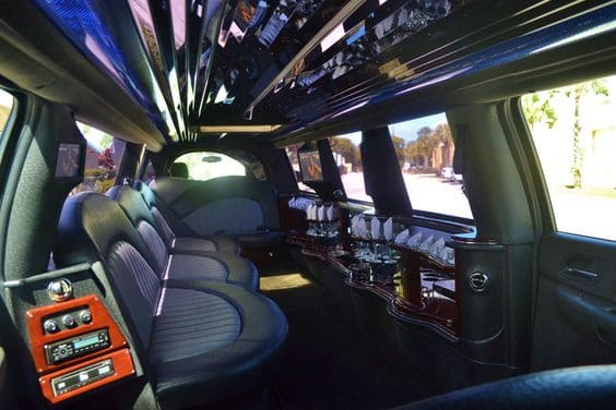 Bellevue Escalade Limos Interior